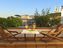 Patio at Hotel Olissippo Castelo