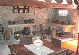 Old Kitchen used as a breakfast room