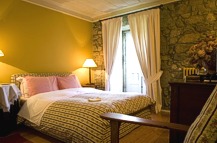 Bedroom at Casa de Santo Antonio de Britiande - Douro Basin - Accommodation